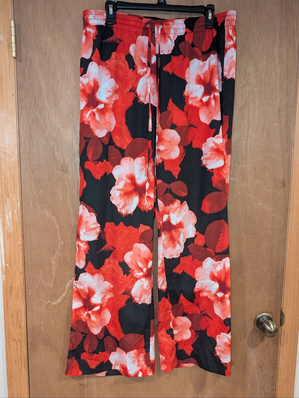 Floral Wide-Leg Pants - Red & Black